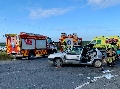 Bomberos rescatan, en Cartaya, a tres personas atrapadas tras un accidente de tráfico