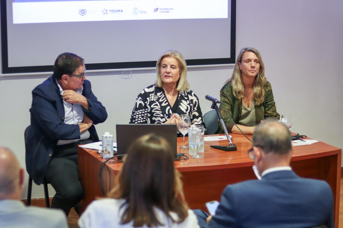 Masterclass pymes con Fátima Báñez y Ángela de Miguel. 