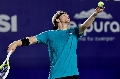 Davidovich se impone a Munar y avanza a octavos en el DC Open