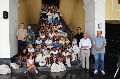 Román recibe a la treintena de menores saharauis del programa 'Vacaciones en paz'